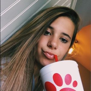 Meet your Posher, Brooke